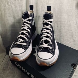 Converse black High Hikes